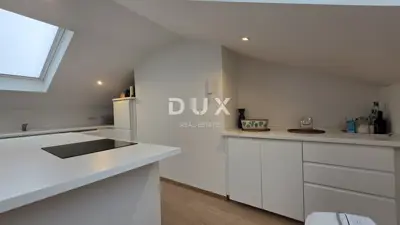 Haus 180 m², Funtana - 4 Schlafzimmer und 4 Badezimmer - 3