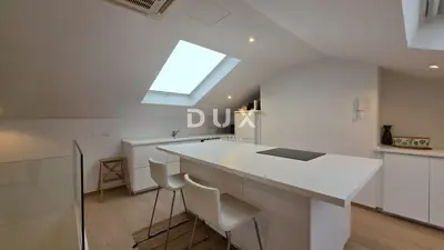 Haus 180 m², Funtana - 4 Schlafzimmer und 4 Badezimmer - 2