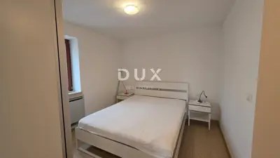 Haus 180 m², Funtana - 4 Schlafzimmer und 4 Badezimmer - 12