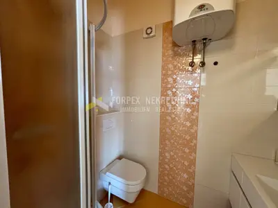 Stan u Klenovici, 200 m od mora, 2 balkona i pogled na more - 16