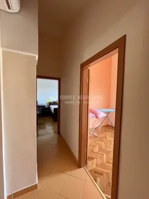Stan u Klenovici, 200 m od mora, 2 balkona i pogled na more - 11
