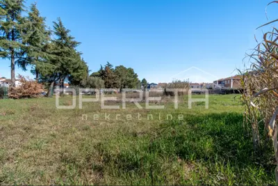 Građevinsko zemljište 1.741 m², Funtana - stotinjak metara od mora - 4