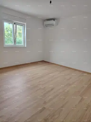 Stan in Neubau mit Garten und Pool – Novigrad, 400 m vom Meer - 9