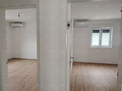 Stan in Neubau mit Garten und Pool – Novigrad, 400 m vom Meer - 12