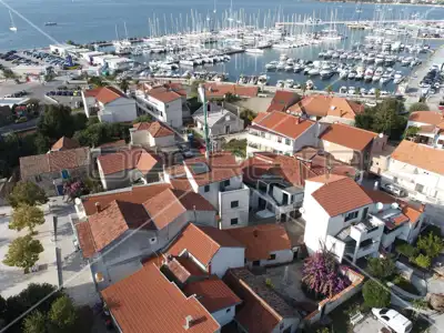 Apartmenthaus, Biograd na Moru - Zentrum, 5 Einheiten - 13