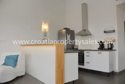 Stan, Poluotok Pelješac, 92 m², 2-soban, 395 000 € - 4