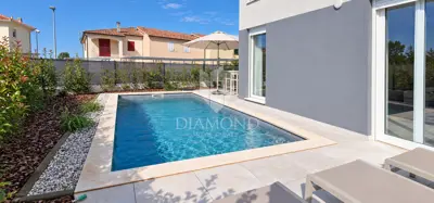 Haus zum Kauf in Poreč, 94 m² - 16