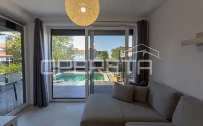 Wohnung 75 m², Poreč - Erdgeschoss mit privatem Garten