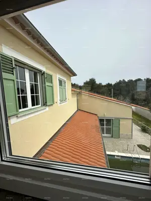 Kuća s bazenom, Medulin, prostrana okućnica