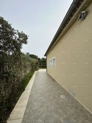 Kuća s bazenom, Medulin, prostrana okućnica - 6