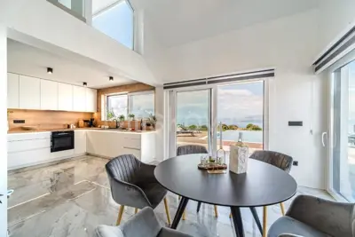 Vila 96 m², Splitska na Braču, bazen i jacuzzi - 6