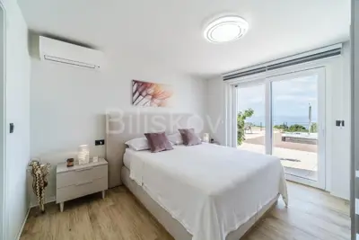 Vila 96 m², Splitska na Braču, bazen i jacuzzi - 11