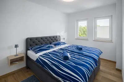 Haus 2 Etagen, Lovrečica - Pool und Meerblick - 17