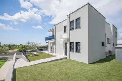 Haus 2 Etagen, Lovrečica - Pool und Meerblick - 21