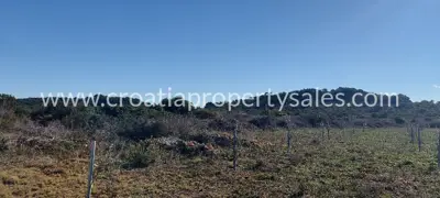 Landwirtschaftsfläche 1.680 m², Insel Vis - Südausrichtung - 7