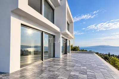 Crikvenica novogradnja – dva stana - prekrasan pogled na krk i more