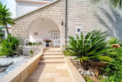 Haus 305 m², Korčula - direkt am Meer und am Strand - 15