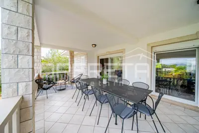Haus 305 m², Korčula - direkt am Meer und am Strand - 8