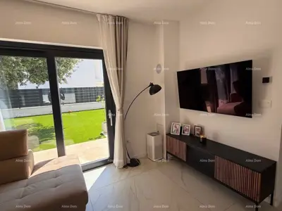 Zweietagenwohnung mit privatem pool und grossem garten – poreč - 10