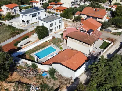 Kuća 460 m², Ližnjan - blizu mora i centra - 7