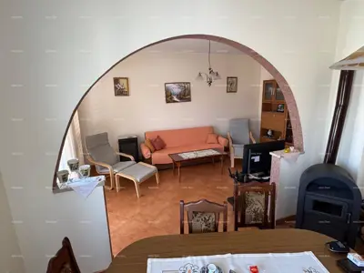 Kuća 180 m², Marčana - 20 min od Pule - 15