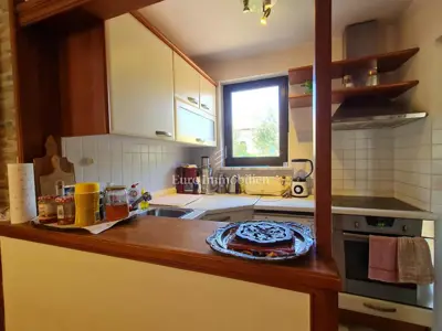 Kuća u Kavranu, dvije stambene jedinice i terasa s pogledom na more - 13