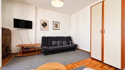 Donji grad, Barčićeva, 4. Stock, 1-Zimmer-Wohnung mit Balkonen, 41 m² - 2
