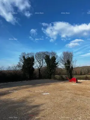 Građevinsko zemljište 517 m², Flengi - mirna lokacija i pogled na prirodu