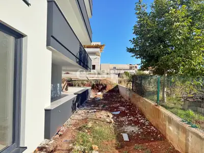 ZADAR, CRVENE KUĆE - Stan s vrtom u izgradnji S2 - 3