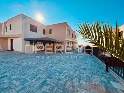 Wohnung zum Kauf in Opatija - Centar, 171 m²