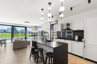 Villa 212 m², Krnica, pool and sun deck - 2