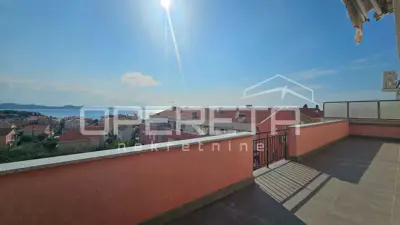 Stan 170 m², Diklovac Zadar - 4 sobe i pogled na more - 2