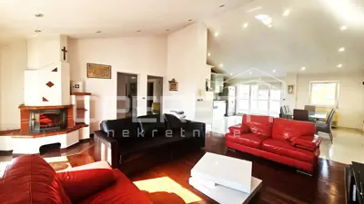 Stan 170 m², Diklovac Zadar - 4 sobe i pogled na more