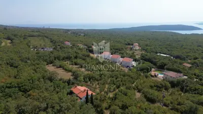 Građevinsko zemljište 1.362 m², Labin - mirna lokacija - 2