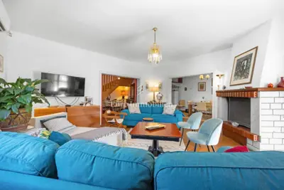 Kuća 350 m², Ližnjan - 3 stambene jedinice i pogled na more - 21