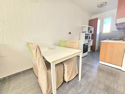 Kuća 350 m², Ližnjan - 3 stambene jedinice i pogled na more - 12