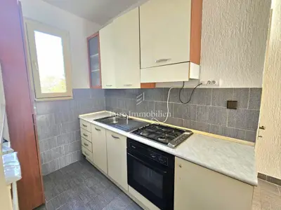 Kuća 350 m², Ližnjan - 3 stambene jedinice i pogled na more - 7