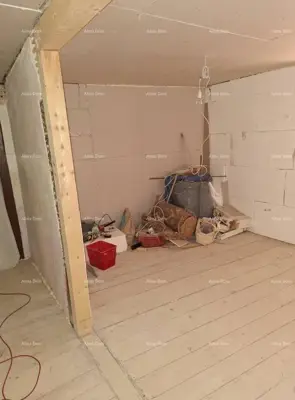 Kuća 250 m², Beram - mirno naselje, okućnica 150 m² - 6