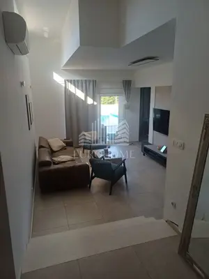 House for rent in Murvica, 146 m² - 5
