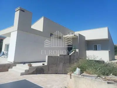 House for rent in Murvica, 146 m² - 3