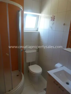 House 507 m², Rogoznica, 50 m from the beach and parking - 8