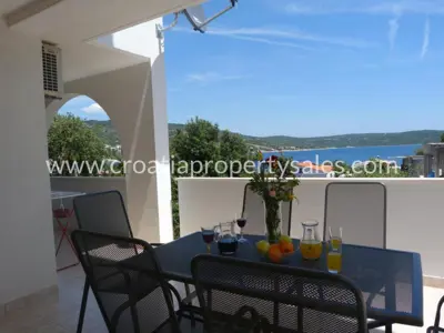 House 507 m², Rogoznica, 50 m from the beach and parking - 12