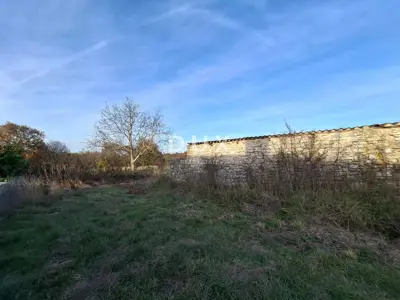 Building land 1,509 m², Krmed, Bale - quiet location - 3