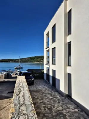 Tisno, Stan na drugom katu s pogledom na more - 15