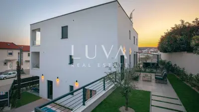 Krk, luxuriöse Maisonettewohnung mit Pool und Wellnessbereich zu verkaufen - 22