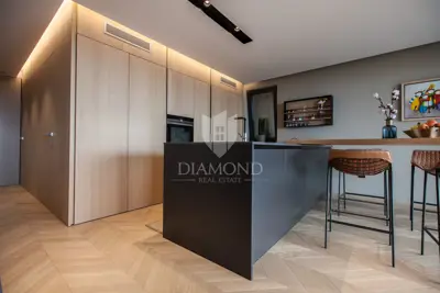 Novigrad, moderan stan 100 m² sa predivnim pogledom na more! - 4