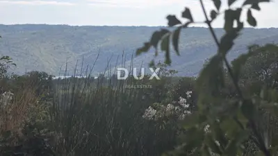 Baugrundstück 4.415 m², Labin - teilweiser Meerblick