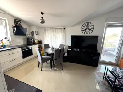 Apartment 57 m², Pula Monvidal, furnished and ready to move in - 3