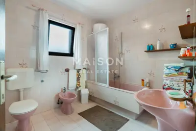 Kuća 230 m², Kostrena - pogled na more i vrt - 21