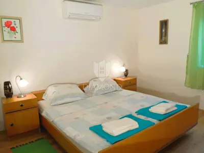 House 318 m², Poreč - 5 bedrooms and 2 bathrooms - 13
